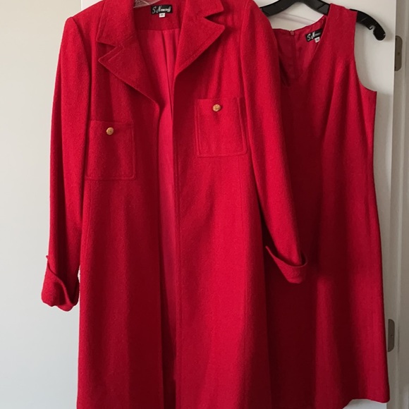 Women’s dress suit Great Condition - Picture 5 of 7